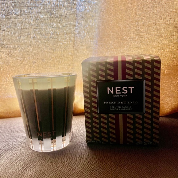 NEST Fragrances New York Pistachio and Fig Candle - Picture 10 of 14